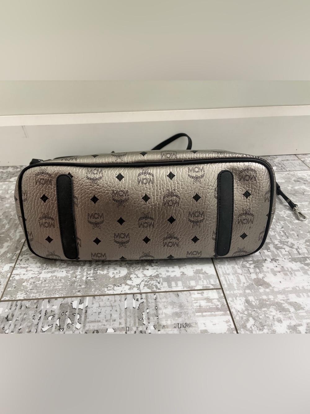 MCM Reversable Silver Monogram Tote with Black Trim - Picture 3 of 11